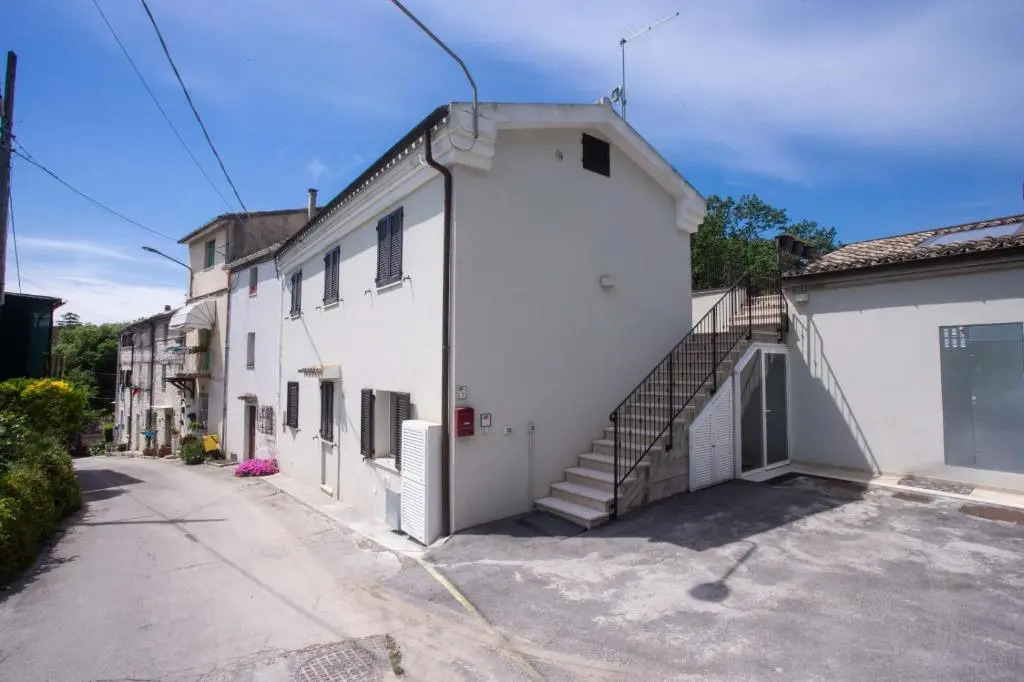 S161 - Sirolo, Nuovissimo Bilocale Con Terrazzo