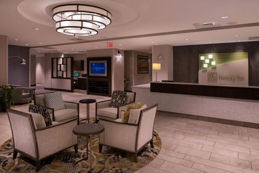 Doubletree By Hilton Raleigh Crabtree Valley