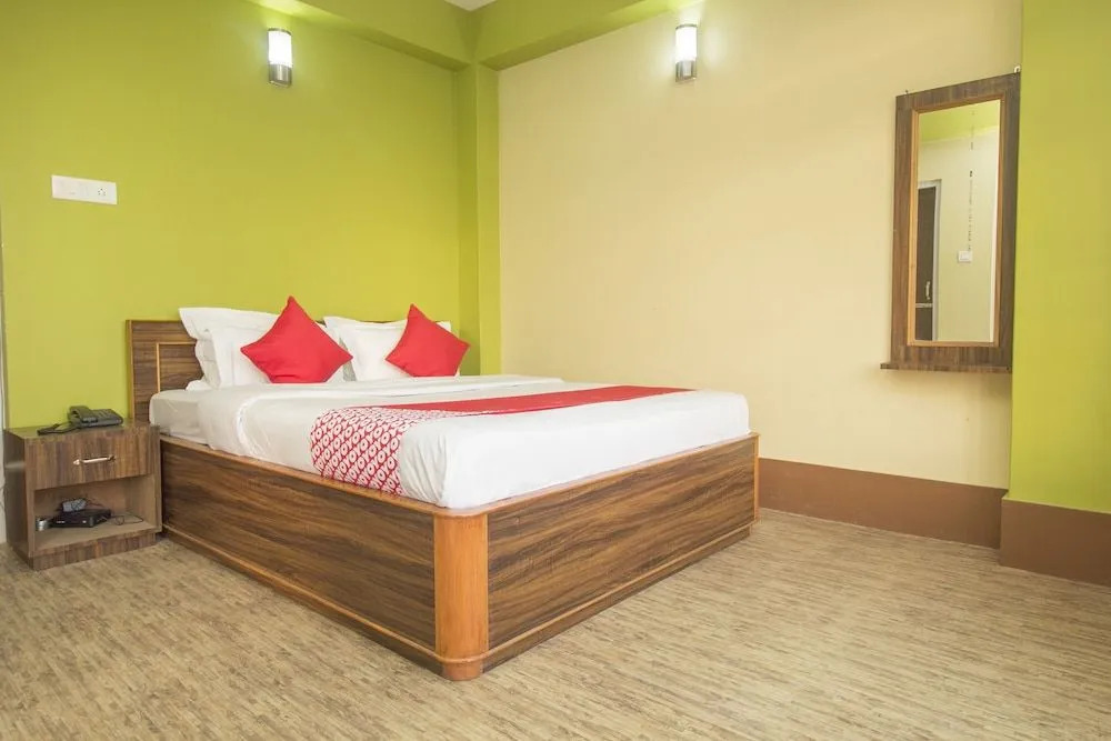 OYO 23591 Nightingale Residency