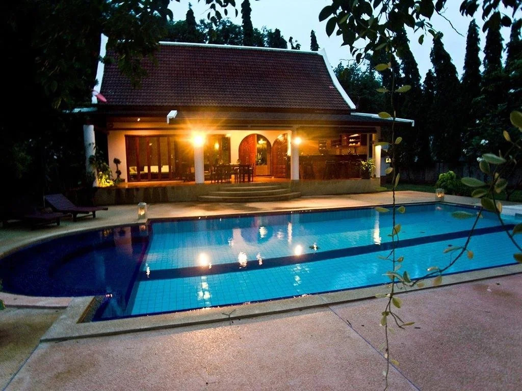 Paklok Traditional Thai Villa(ป่าคลอก เทรดิชันนัล ไทย วิลลา)