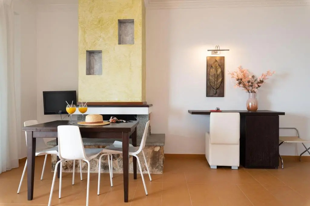3Aktes Suites & Studios