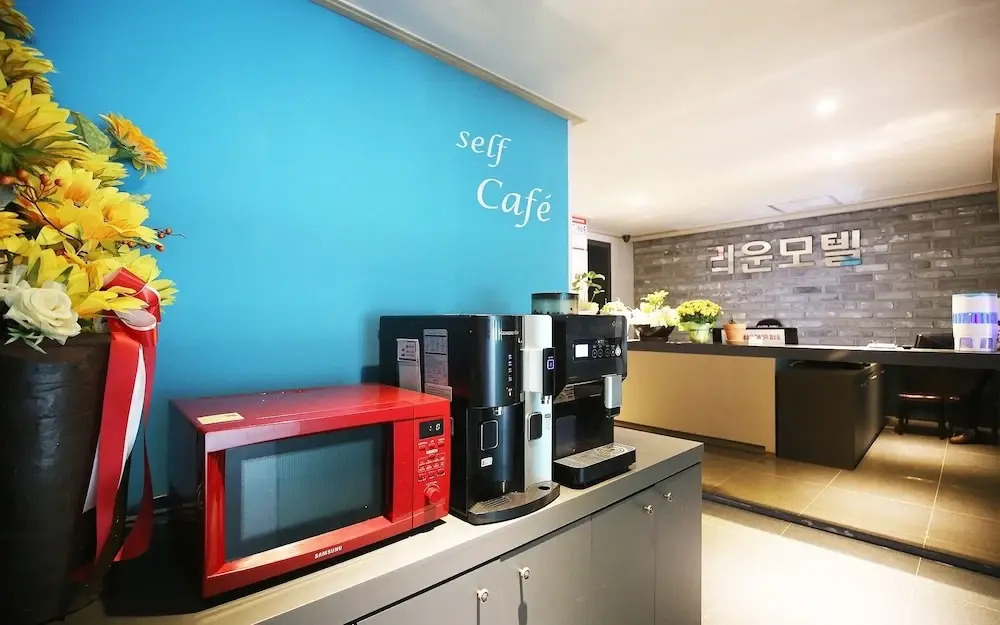 Cheonan Leeun Motel