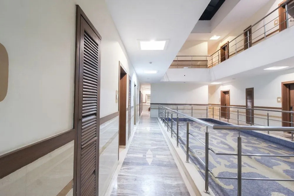 Collection O 48362 Hotel Sri Ram International