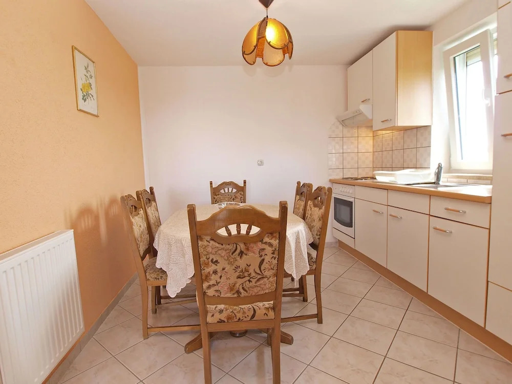Apartments Denis 19
