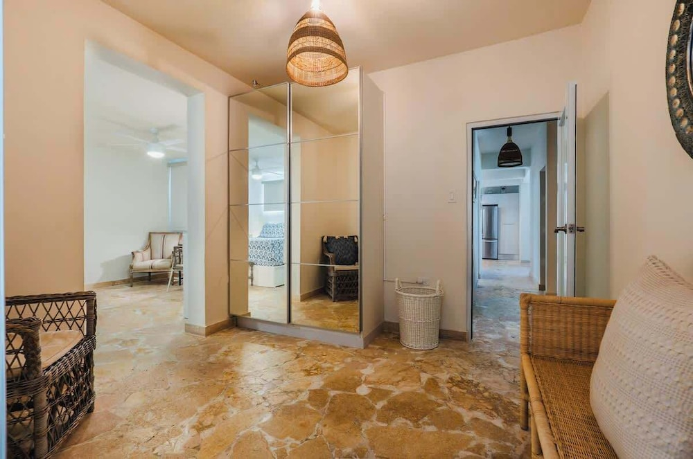 Pelegrina Beach Haus 6BR Chef Powered G SJ