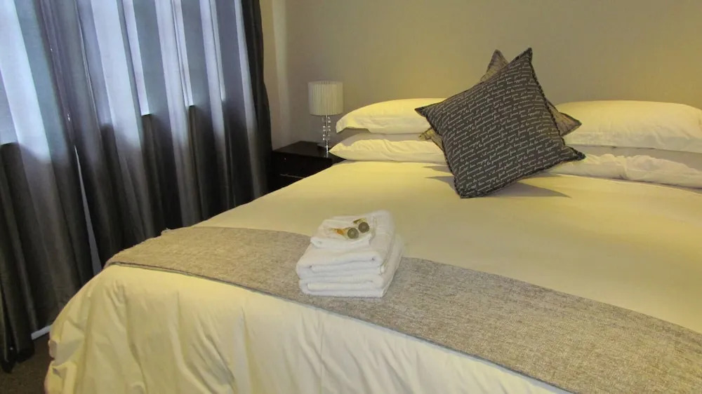 Comfortable Furnished Apartment Wi-fi Free Parking