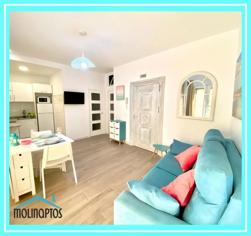 Tu Loft Ideal frente al Puerto by Molinaptos