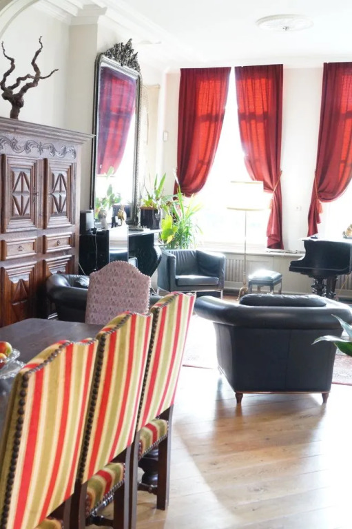 The Captaincy Guesthouse Brussels