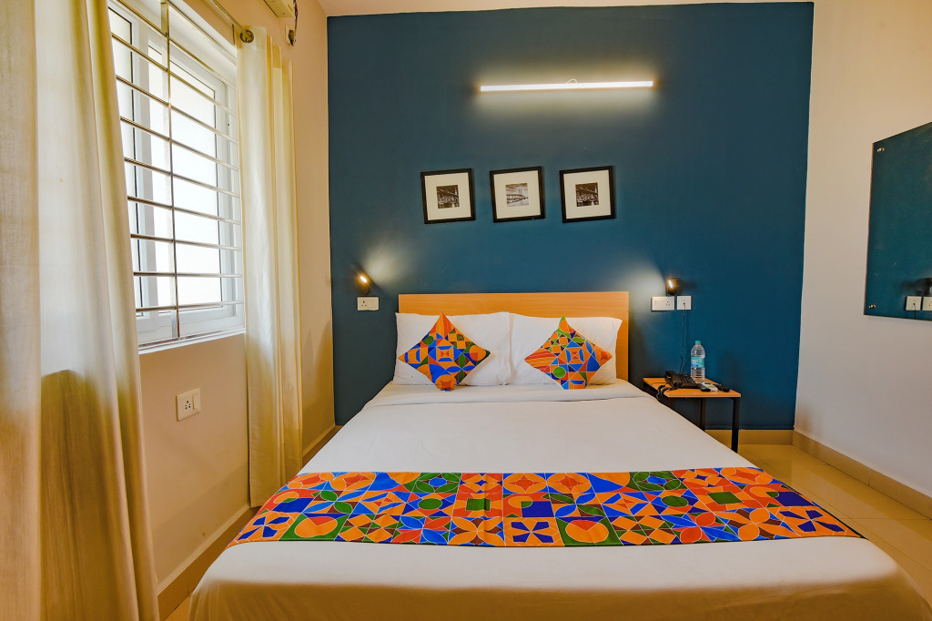 FabHotel Sasti Inn