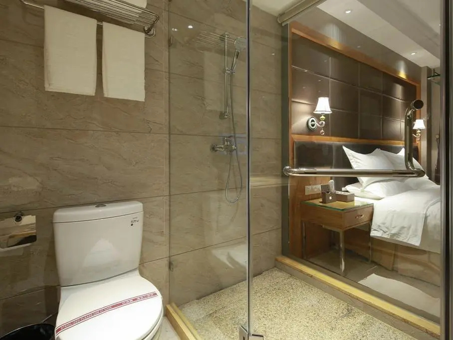 Henghe Selected S-Design Hotel Guangzhou Baiyun Railway Station International Garment City Branch