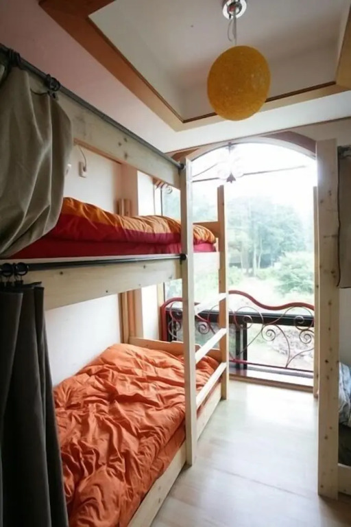 Moncher Guesthouse - Hostel