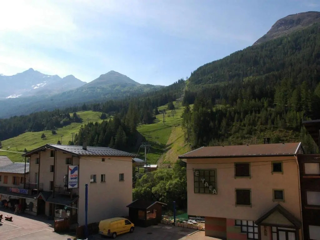 Appartement Lanslebourg-Mont-Cenis, 4 pièces, 10 personnes - FR-1-508-43