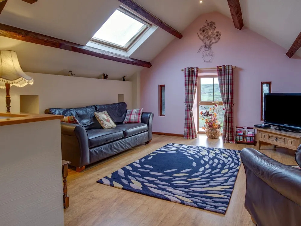 Scenic Holiday Home in Abergele With Terrace, Garden, Pond