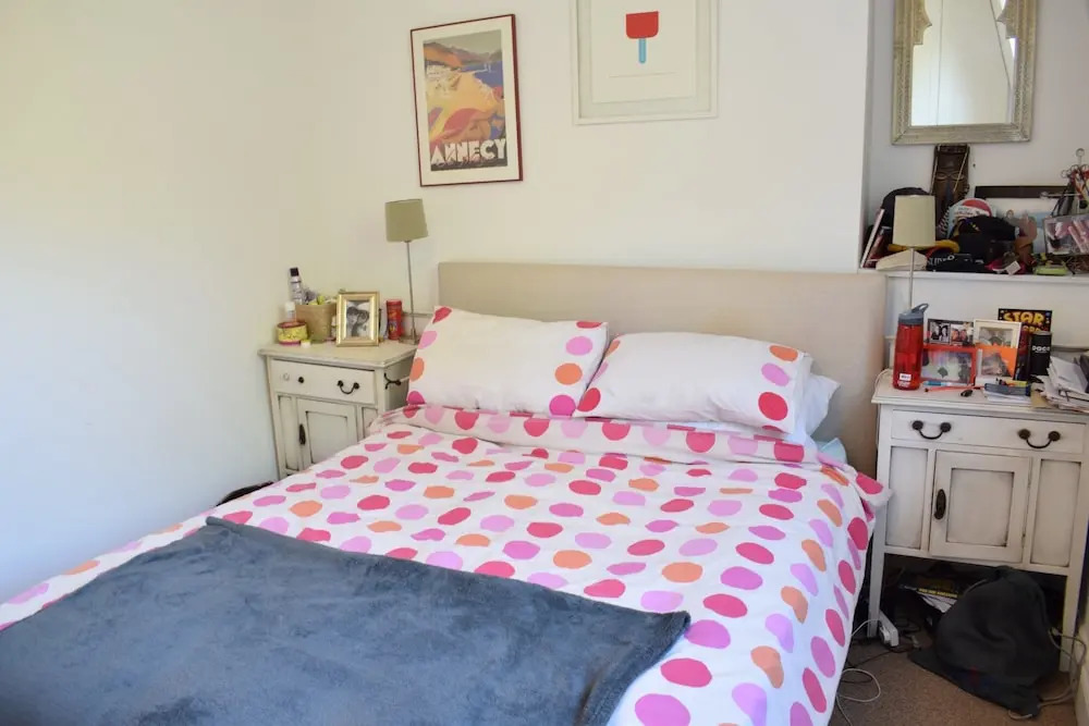 2 Bedroom Top Floor Apartment in Islington