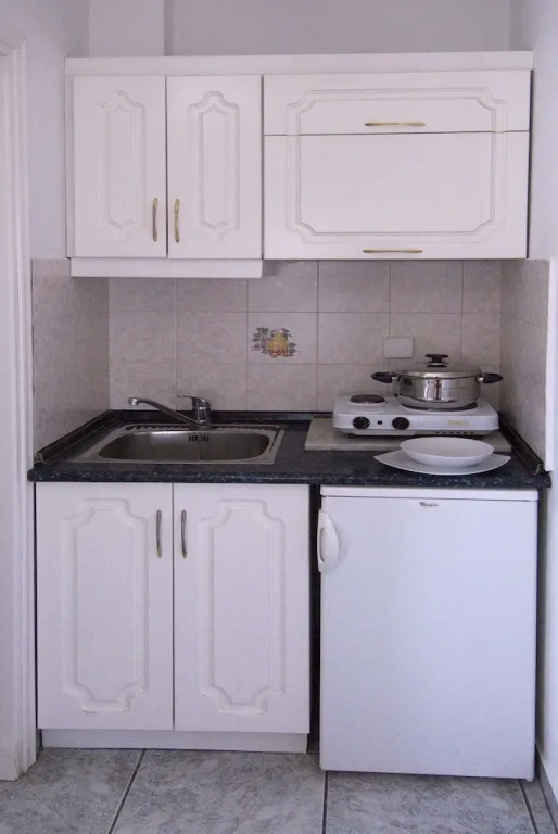 Harisis Apartments