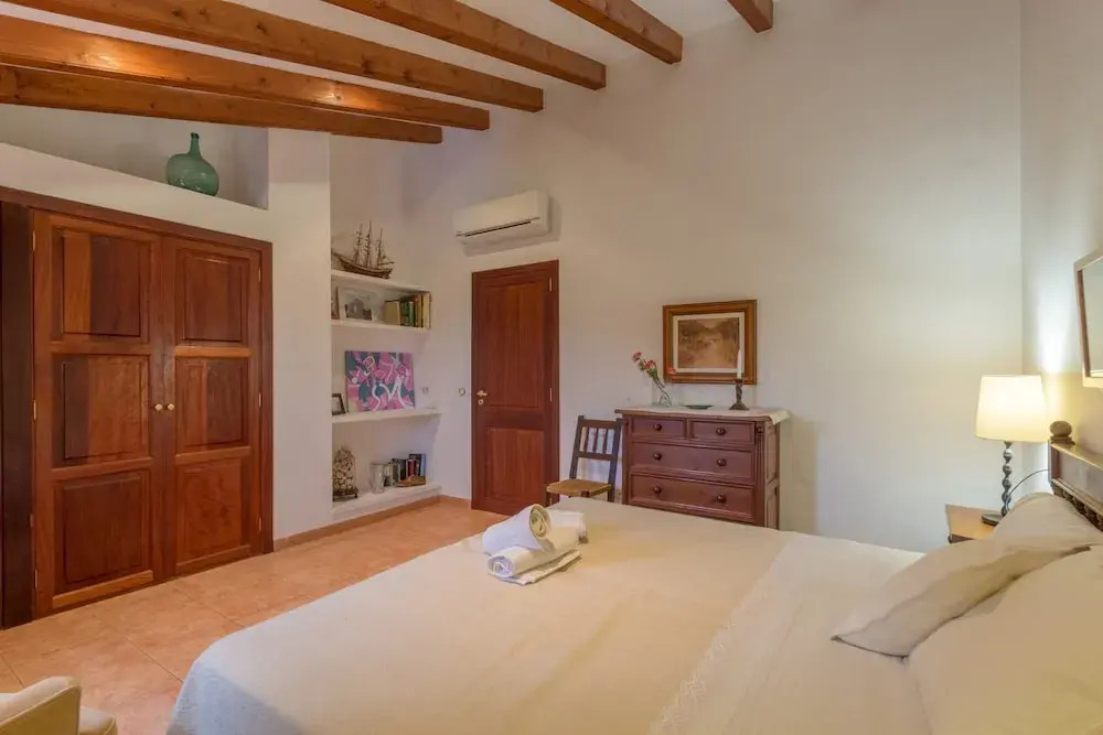 Antonio in Mallorca with Bay Views