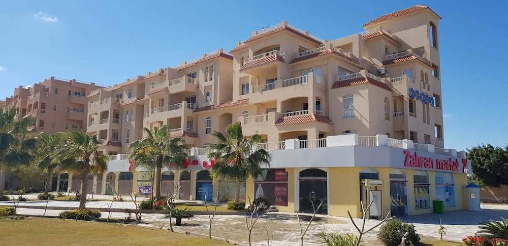 Seaside serviced apartments