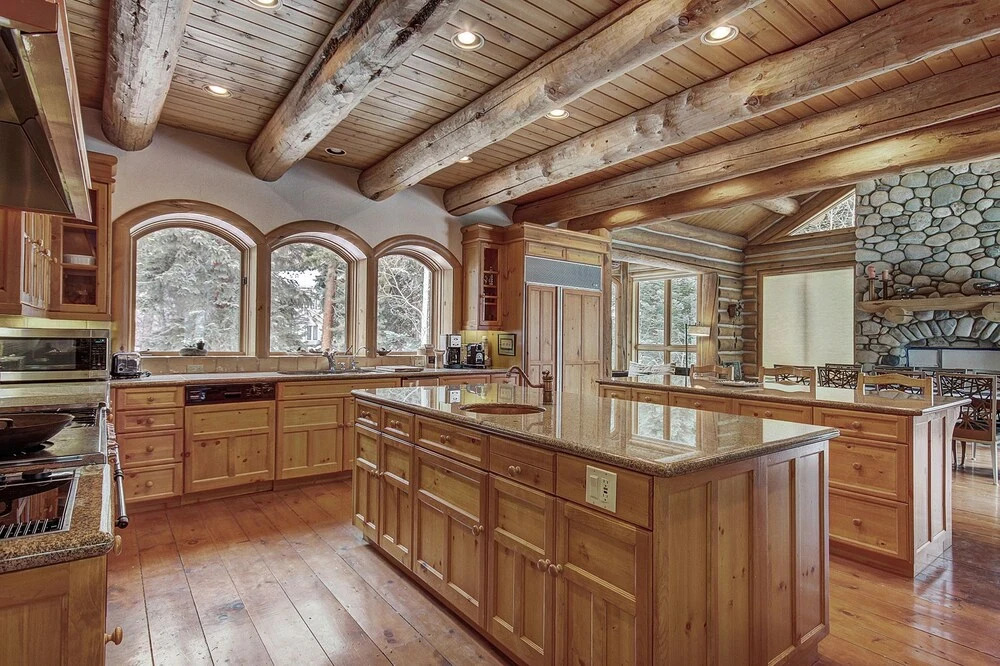 44 Arapahoe Trail 4 Bedroom Cabin
