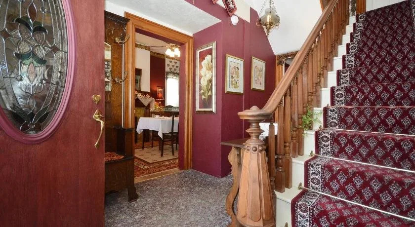 Campbell House B&B