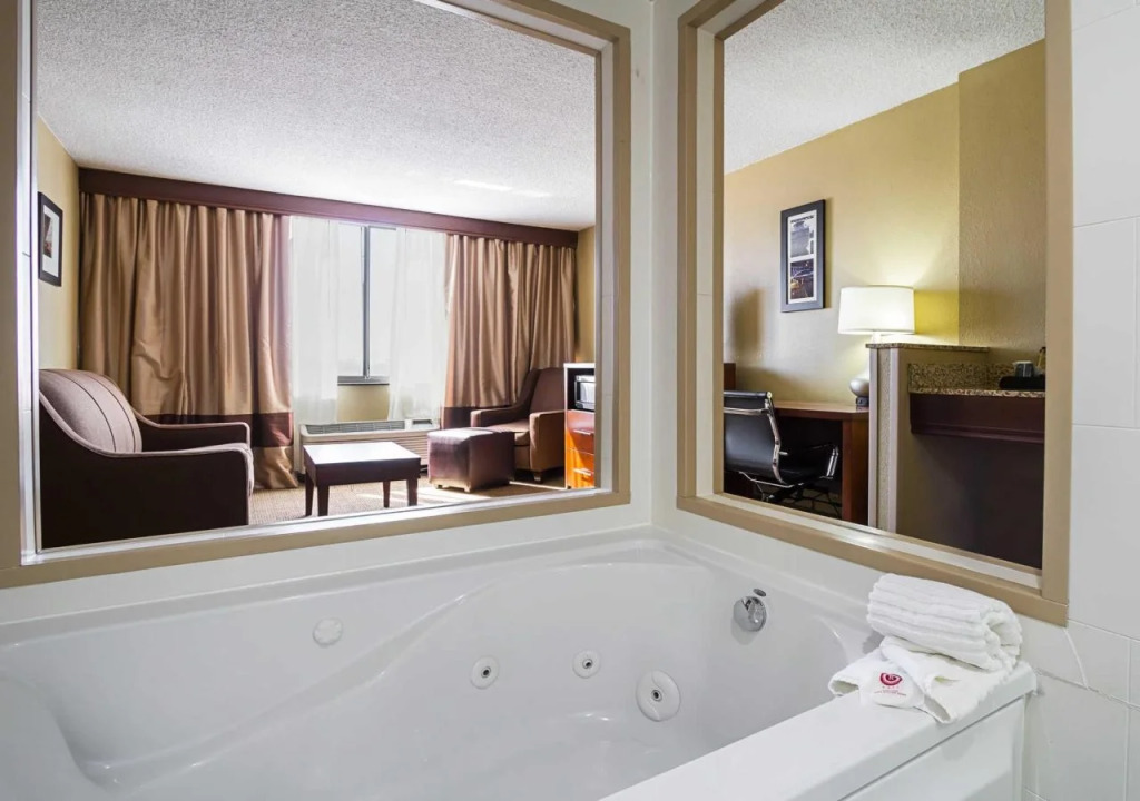 Comfort Inn Cleveland Downtown
