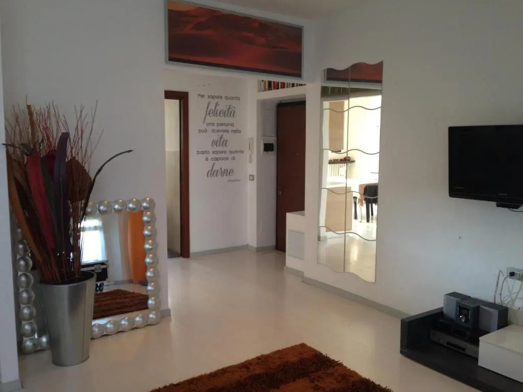 Expo Suite In Town