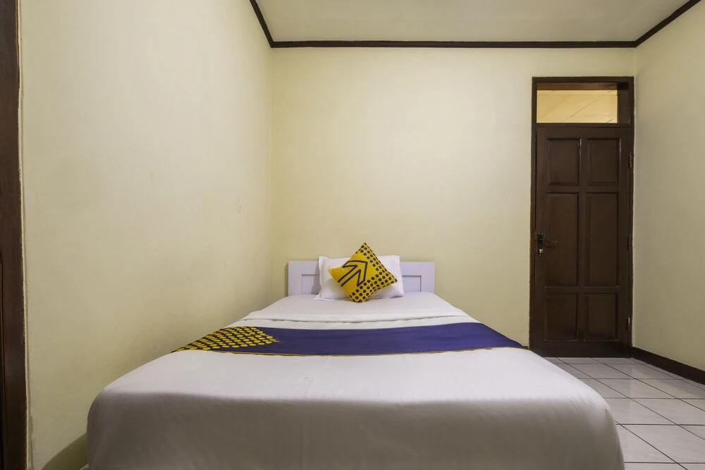 Bee M by OYO Rooms