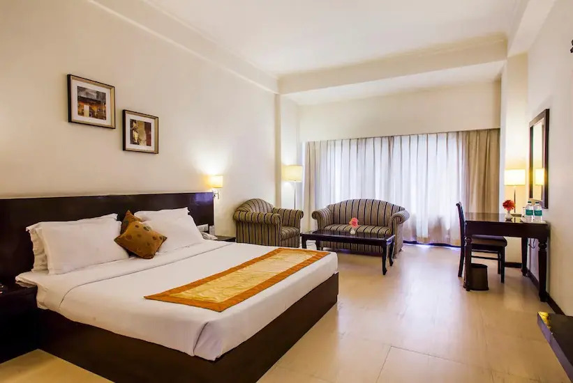 Ark Hotel And Resort