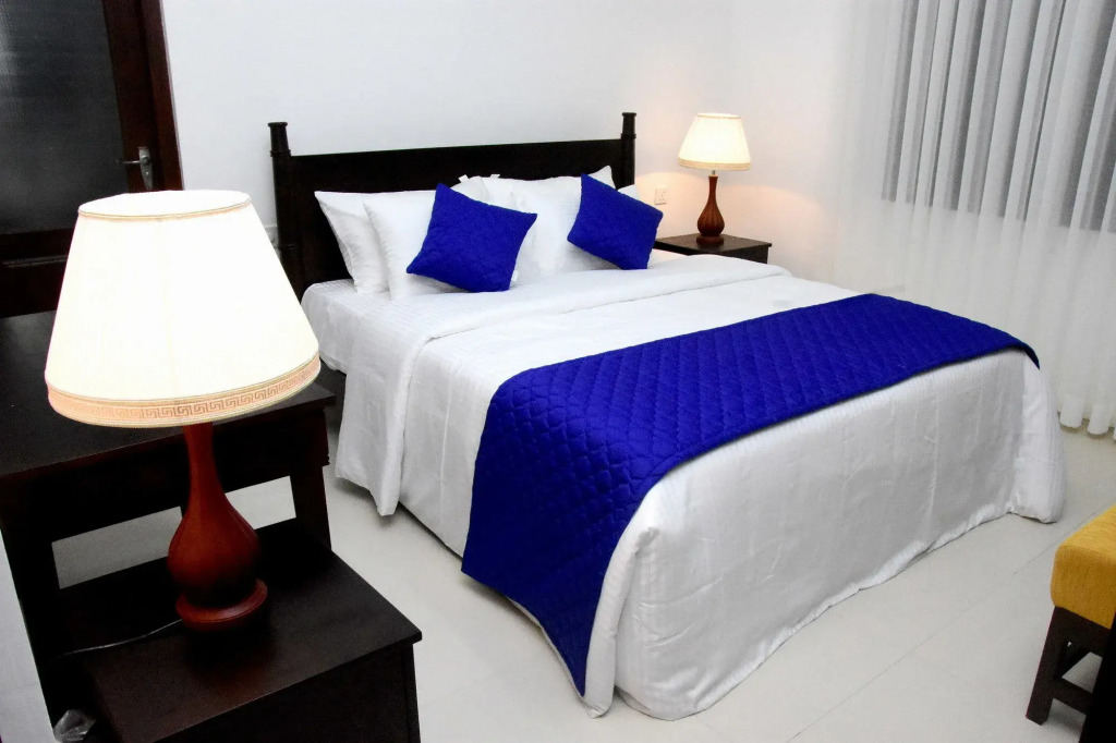 Blue Spring Hotel Wadduwa