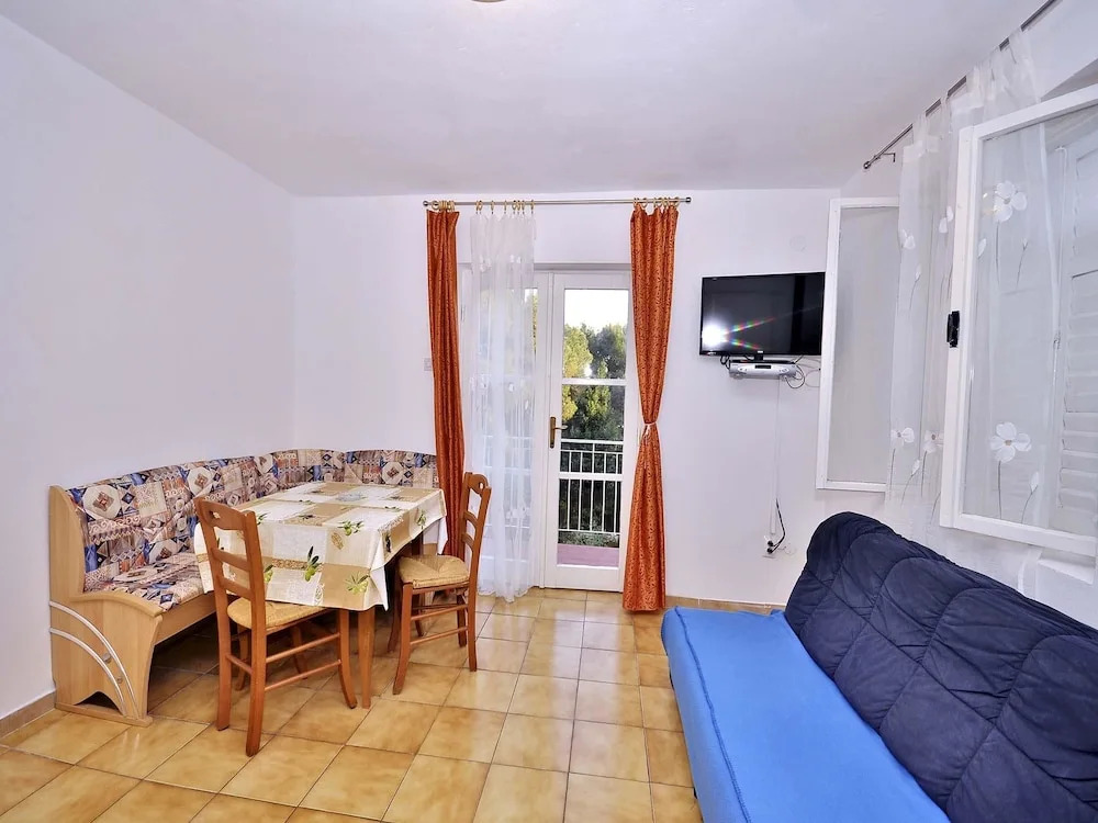 Apartments Miro Borik