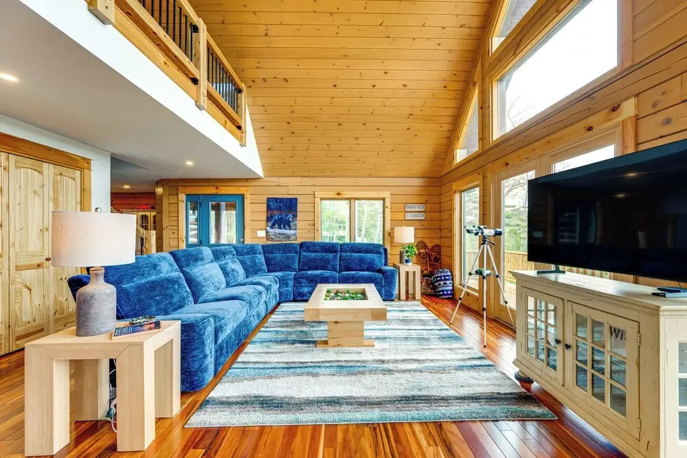 Mtn-view Deck: Scenic Conway Log Cabin!