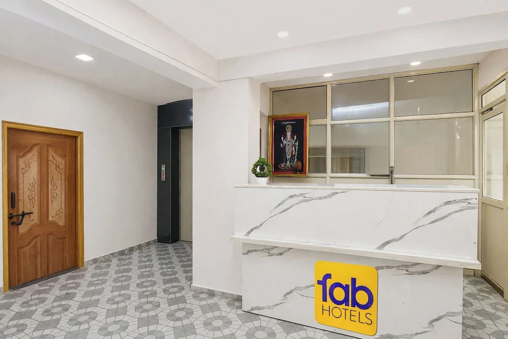 Fabhotel Swapanpurti Sai Avenue
