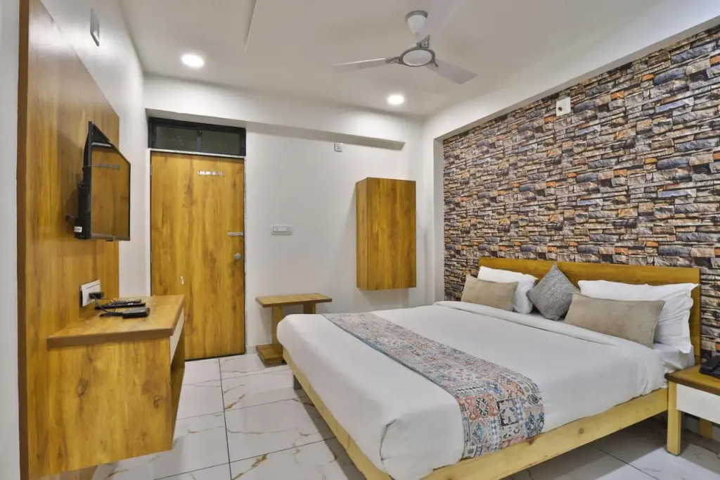 Hotel SR Rooms