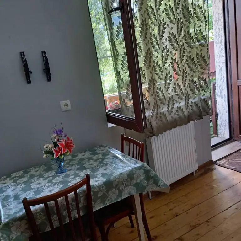 Chirti guest house
