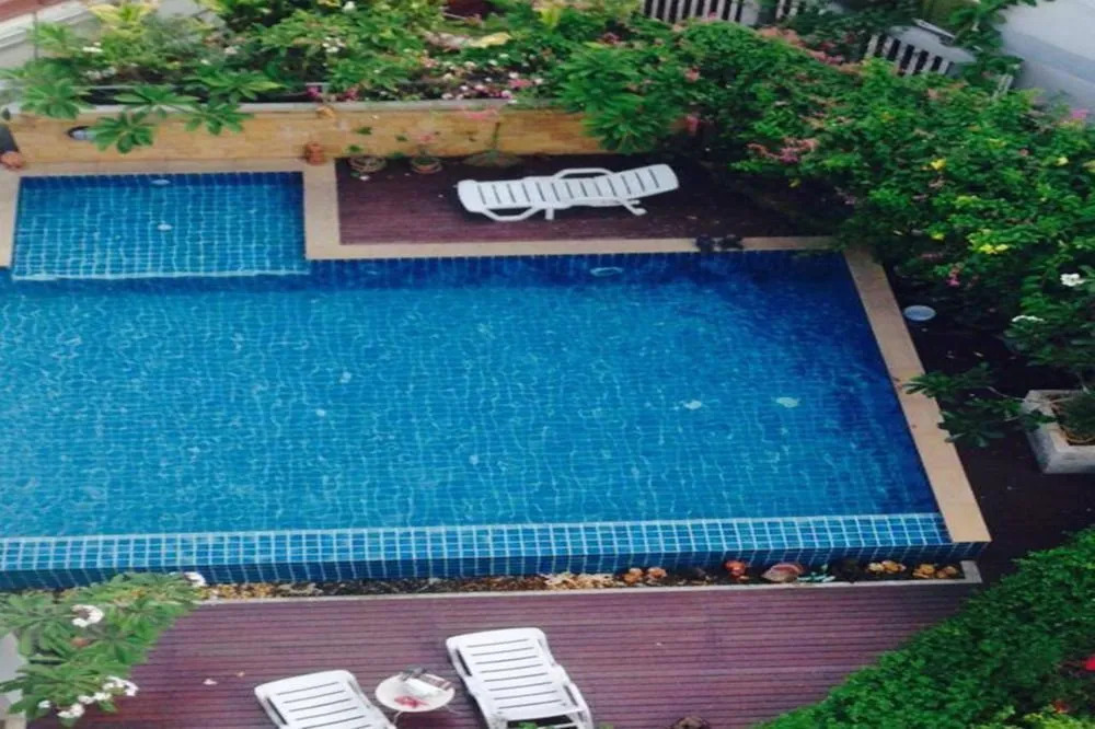 Baan Salin Suites