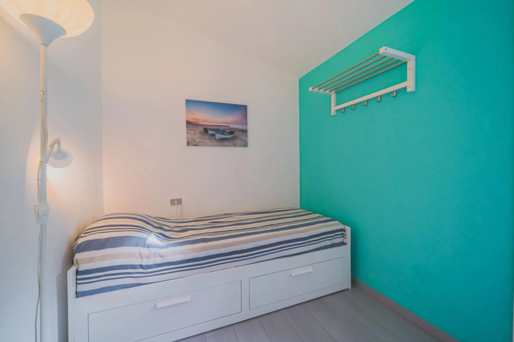 Casa Pareti 30 meters from the sea with parking space-CASA SUL MARE A PARETI
