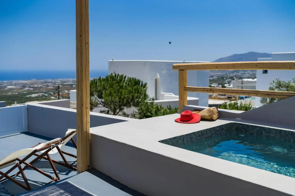 Echo Suites