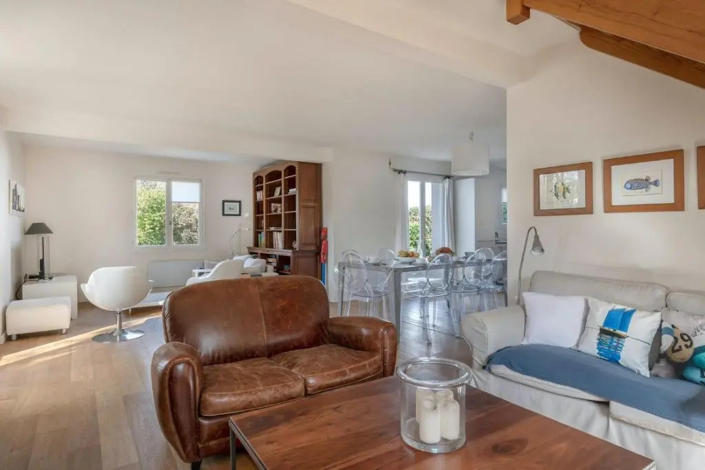 Charmante Maison Pour 11 Personnes a Sarzeau