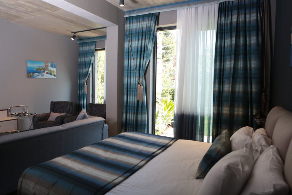 Sandora Boutique Hotel
