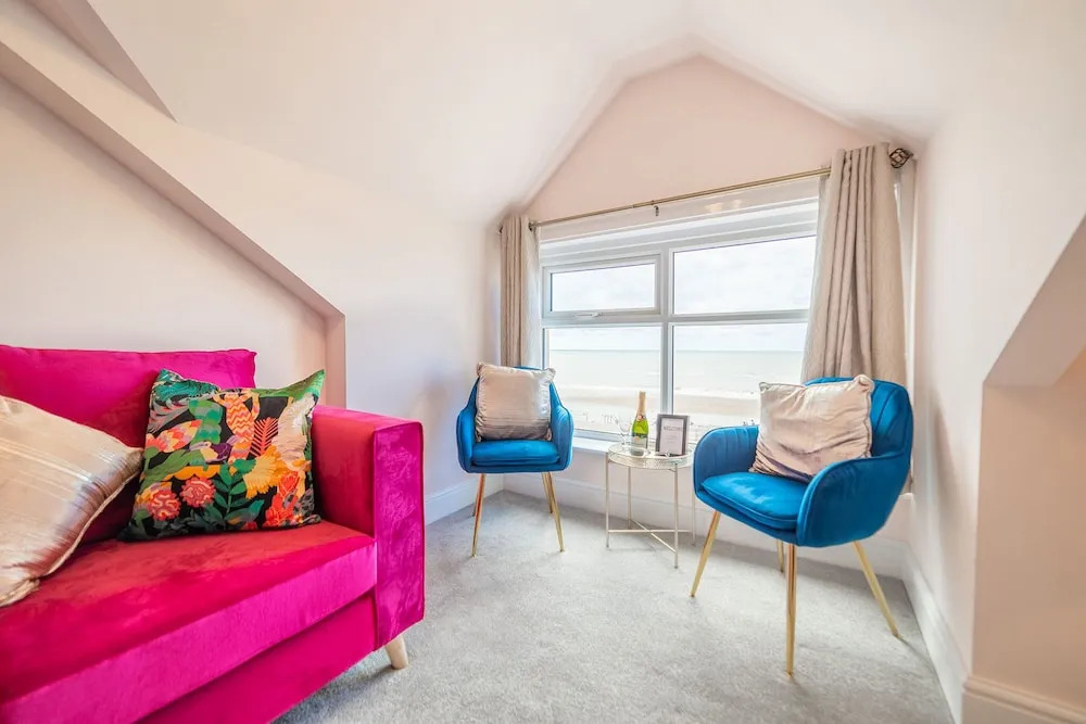 Highcliffe by Sasco Apartments