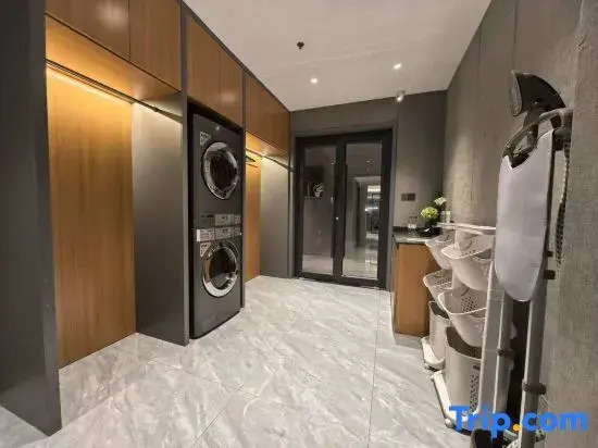 Homeinn Business (Gold Label) - Zoucheng Longgui Plaza Chengzhongcheng Pedestrian Street Store