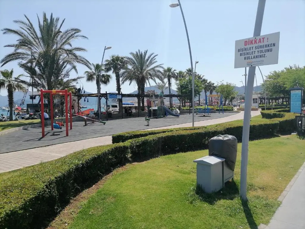 Sea view flat in Marmaris center,1 minut to beach