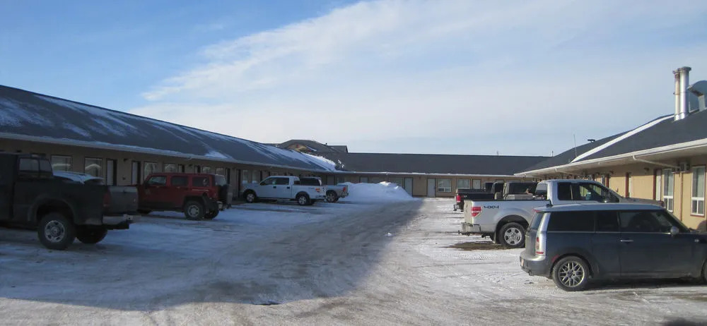 Stars Inn & Suites Building B