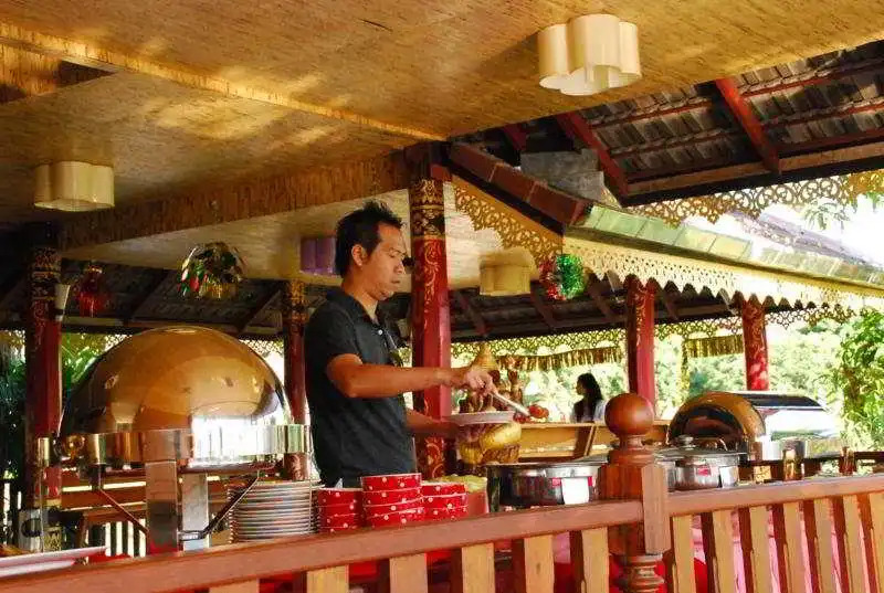 Hotel Paicome Hide Away Resort