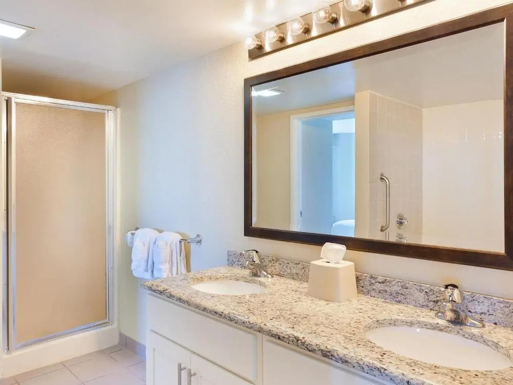 Atlantic Palace Suites