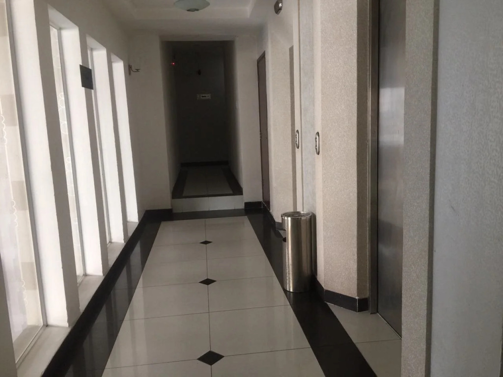 Modern SaiGon Hotel 2