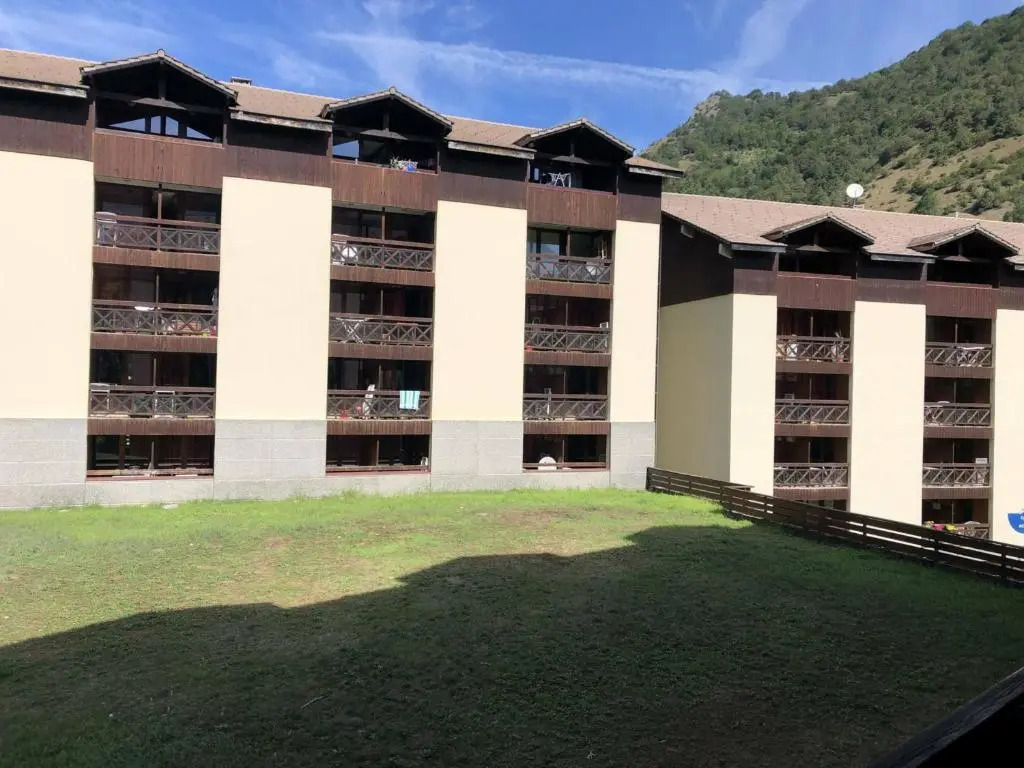 Appartement Brides-les-Bains, 1 pièce, 4 personnes - FR-1-512-178