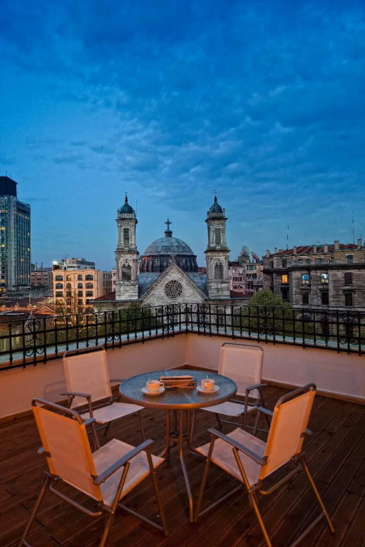 Triada Hotel Karaköy