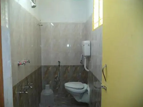 Samrat Guest House KK Nagar