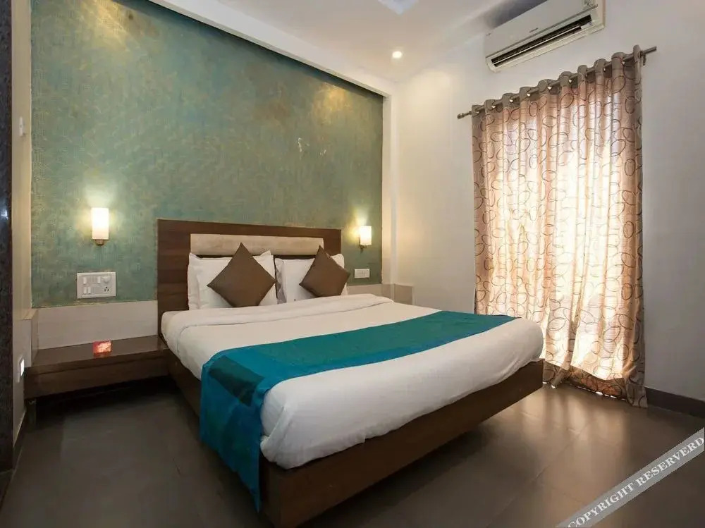 OYO Rooms Near Poonam Chowk