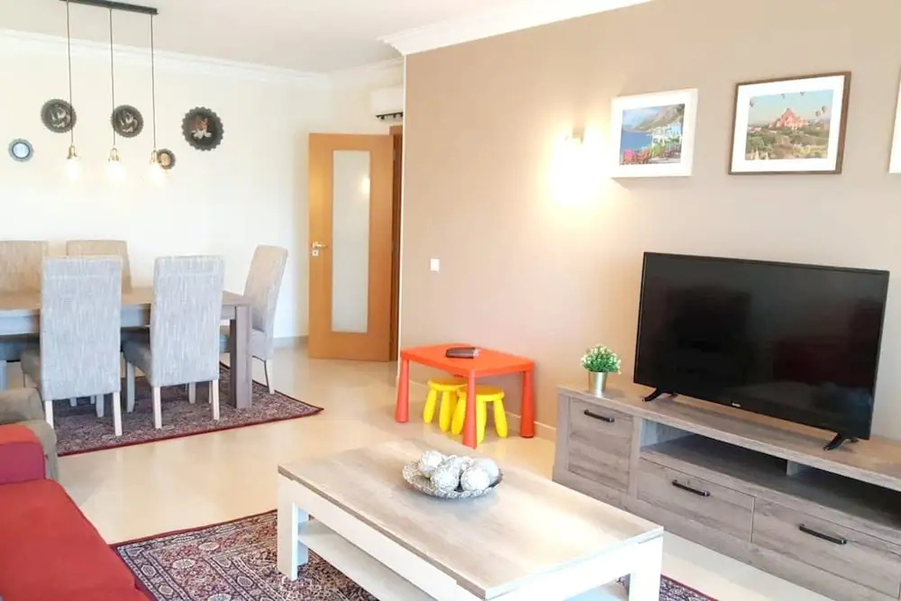 Apartment with 3 Bedrooms in Portimão, with Wonderful City View, Furnished Balcony And Wifi - 1 Km From the Beach